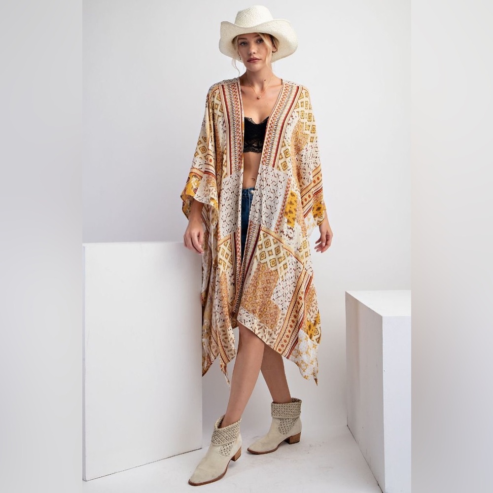 Stunning Easel Patchwork Open Kimono - Picture 2 of 6